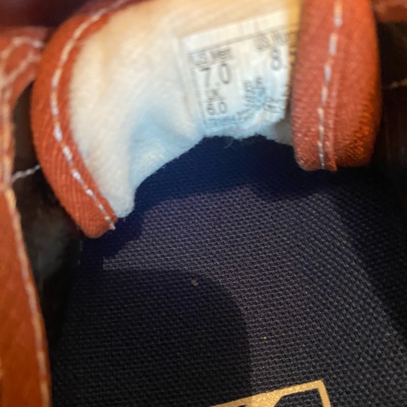 Vans - Picture 3 of 4